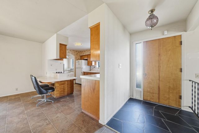 223 Oak St, Valley Springs, CA 95252