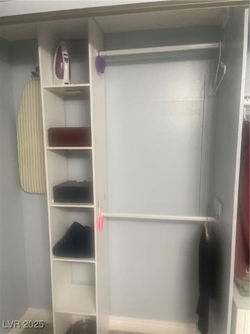 4361 Sanderling Circle 33, Las Vegas, NV 89103