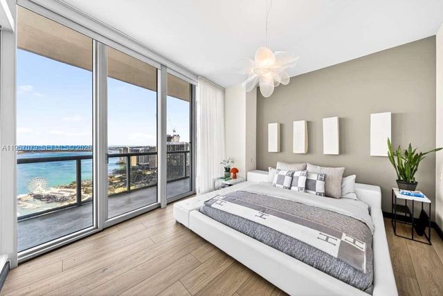 888 Biscayne Blvd 5508, Miami, FL 33132