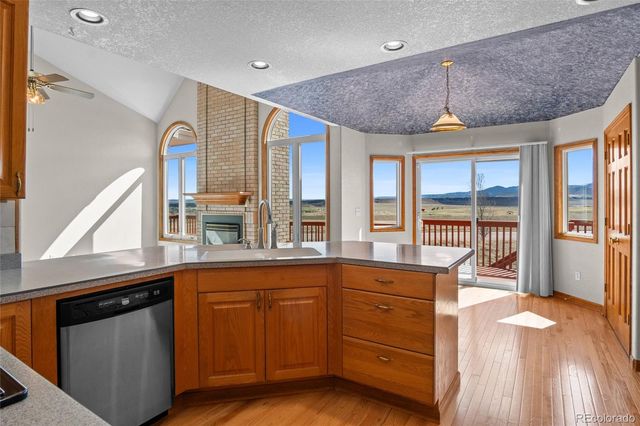 2636 S Xenon Way, Denver, CO 80228