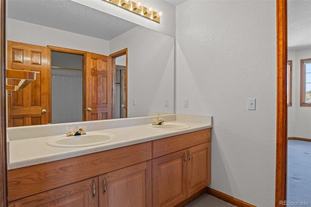 2636 S Xenon Way, Denver, CO 80228