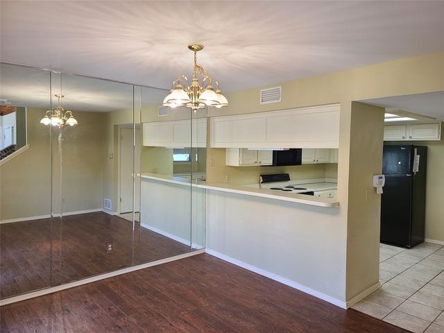 1914 Shorewood Drive, Grapevine, TX 76051