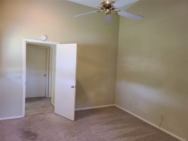 1914 Shorewood Drive, Grapevine, TX 76051