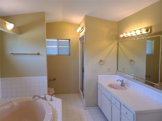 1914 Shorewood Drive, Grapevine, TX 76051