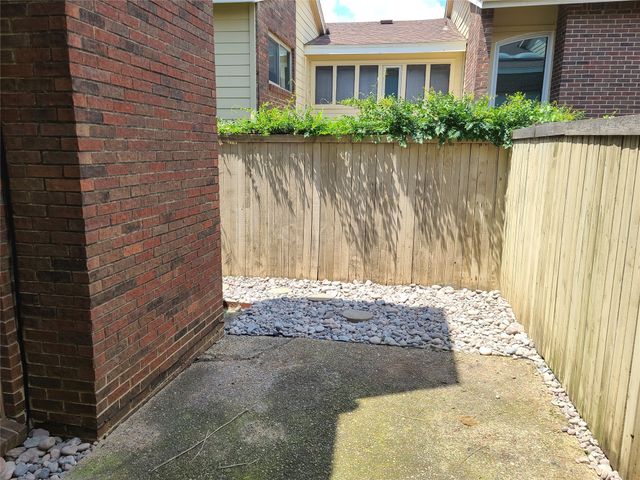 1914 Shorewood Drive, Grapevine, TX 76051