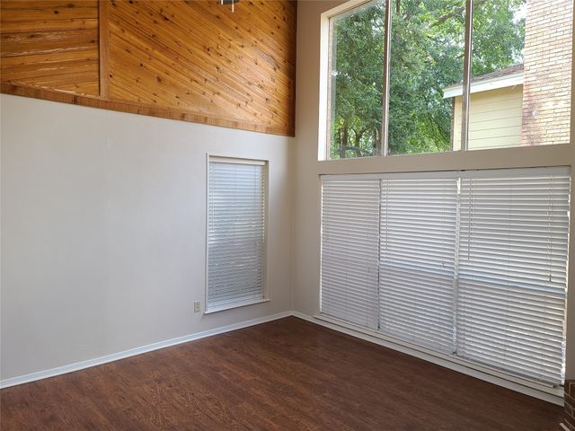 1914 Shorewood Drive, Grapevine, TX 76051