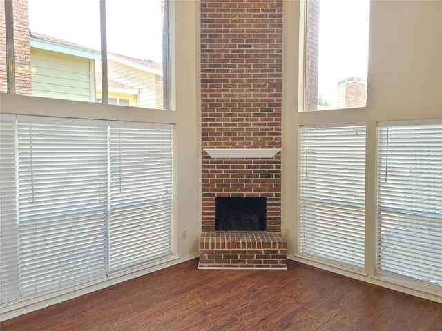 1914 Shorewood Drive, Grapevine, TX 76051