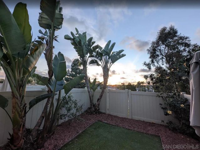 324 Countrywood Ln, Encinitas, CA 92024
