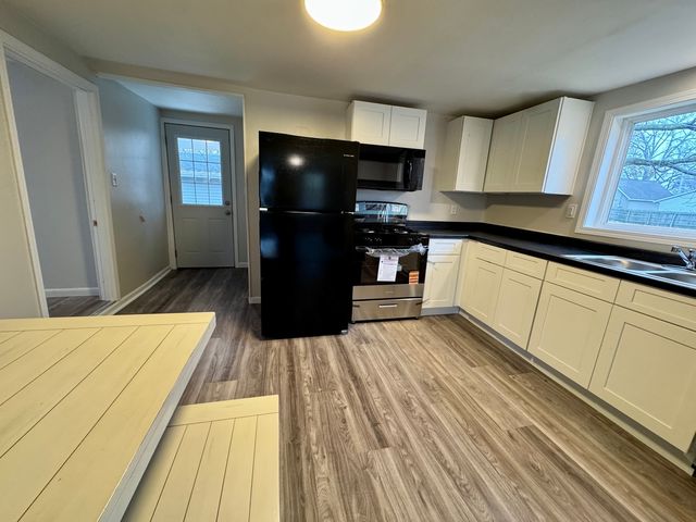 225 N Randolph Street, Princeton, IL 61356