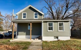 225 N Randolph Street, Princeton, IL 61356