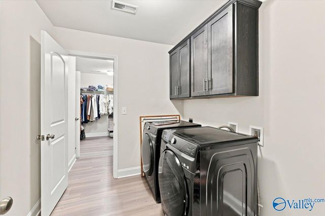 143 River Pointe Drive, New Market, AL 35761