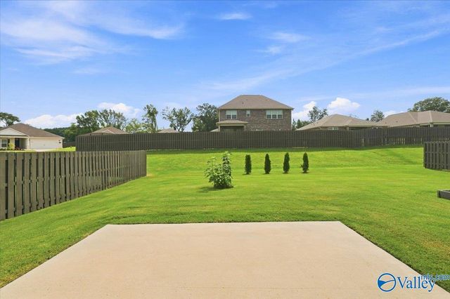 143 River Pointe Drive, New Market, AL 35761
