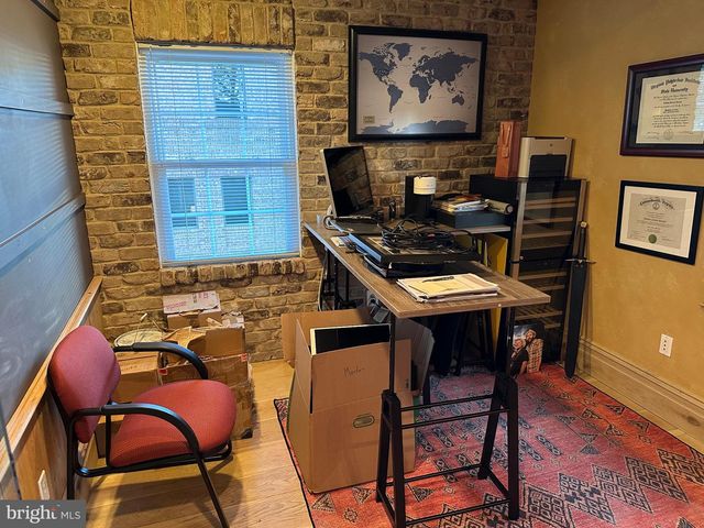 6846 ELM ST #1, Mclean, VA 22101