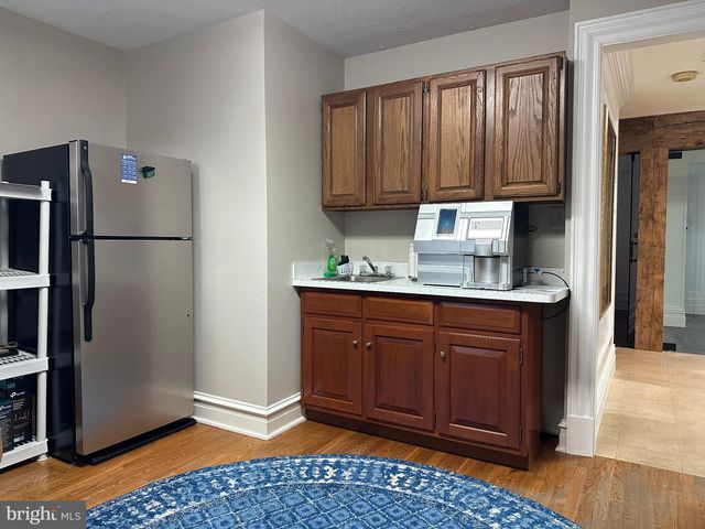 6846 ELM ST #1, Mclean, VA 22101