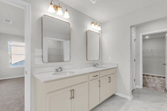 422 Colfax Lane, Summerville, SC 29486