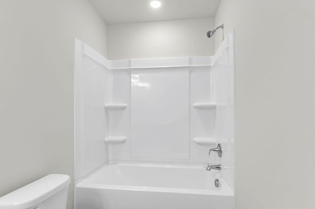 422 Colfax Lane, Summerville, SC 29486