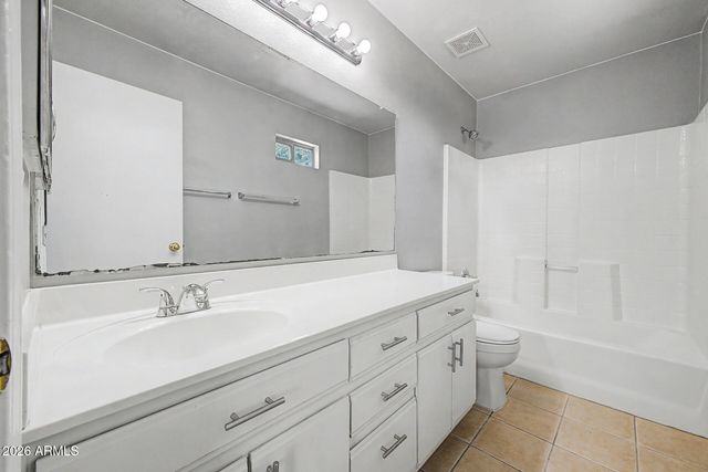 8430 W CORA Lane, Phoenix, AZ 85037