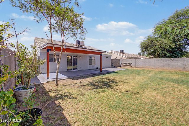 8430 W CORA Lane, Phoenix, AZ 85037