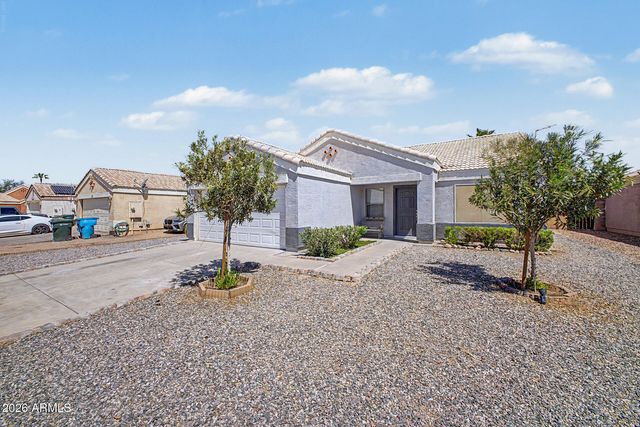 8430 W CORA Lane, Phoenix, AZ 85037
