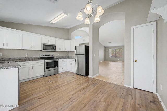 8430 W CORA Lane, Phoenix, AZ 85037