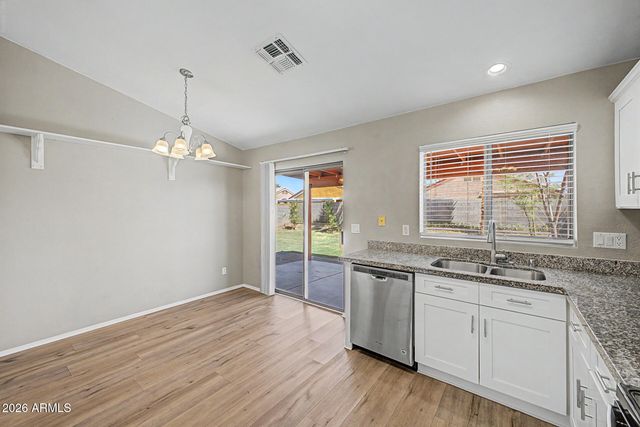 8430 W CORA Lane, Phoenix, AZ 85037