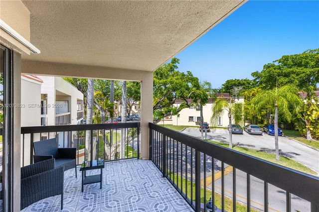 12990 SW 88th Lane B203, Miami, FL 33186