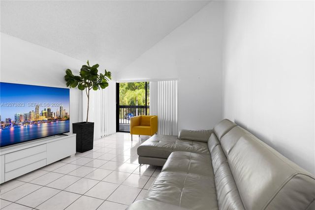 12990 SW 88th Lane B203, Miami, FL 33186