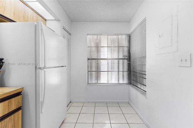 12990 SW 88th Lane B203, Miami, FL 33186
