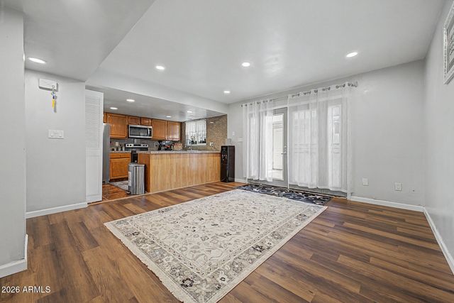 4310 W OCOTILLO Road, Glendale, AZ 85301