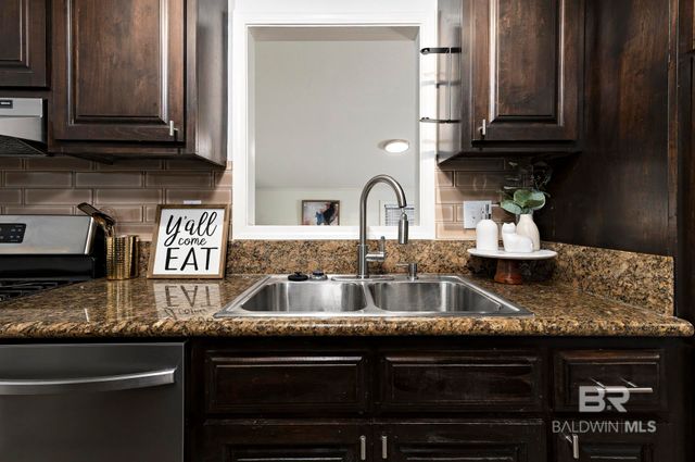 5404 Forest Park Drive, Mobile, AL 36618
