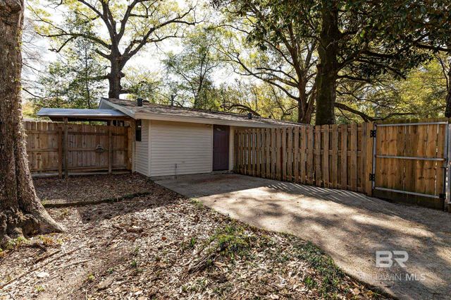 5404 Forest Park Drive, Mobile, AL 36618