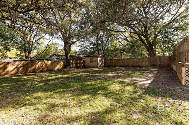 5404 Forest Park Drive, Mobile, AL 36618