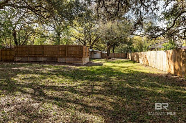 5404 Forest Park Drive, Mobile, AL 36618