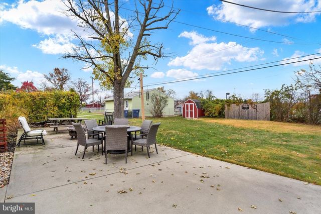 5002 UTAH AVE, Harrisburg, PA 17109