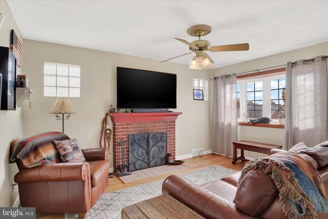 5002 UTAH AVE, Harrisburg, PA 17109