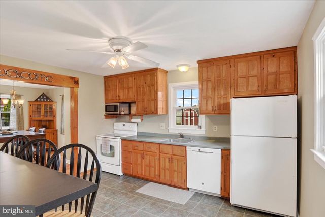 5002 UTAH AVE, Harrisburg, PA 17109