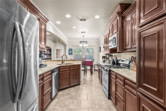 4210 Summer Wind Dr, Corpus Christi, TX 78413