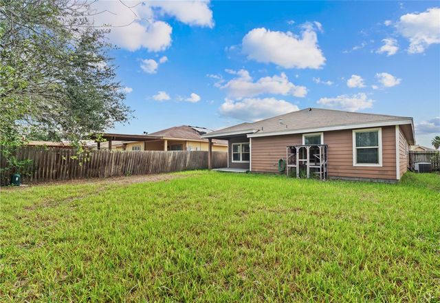 4210 Summer Wind Dr, Corpus Christi, TX 78413