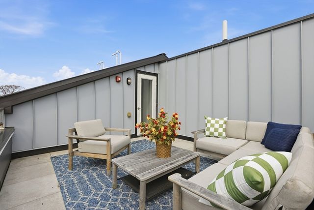 235 Lowell St 6, Somerville, MA 02144