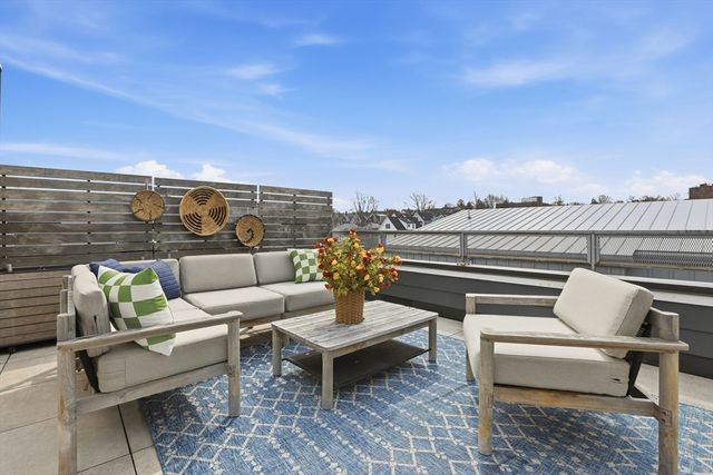 235 Lowell St 6, Somerville, MA 02144