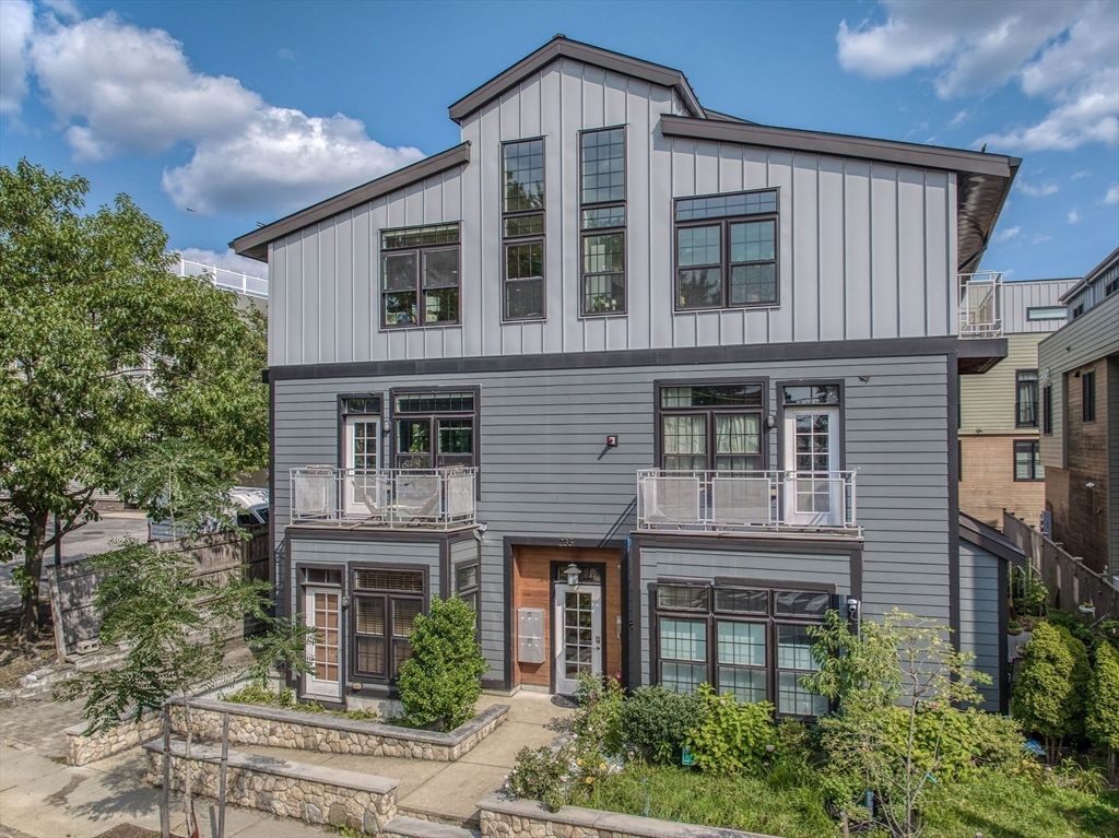 235 Lowell St 6, Somerville, MA 02144