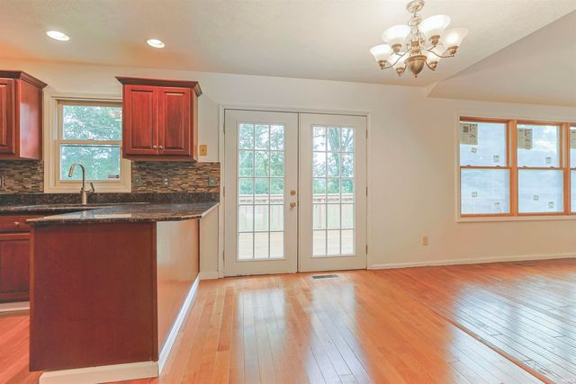 53134 old farm Road, Elkhart, IN 46514