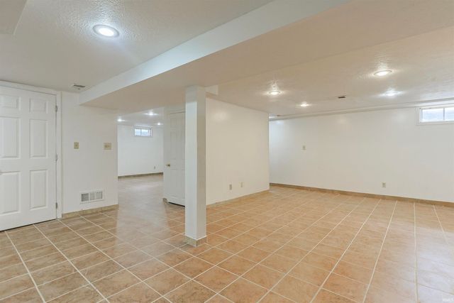 53134 old farm Road, Elkhart, IN 46514