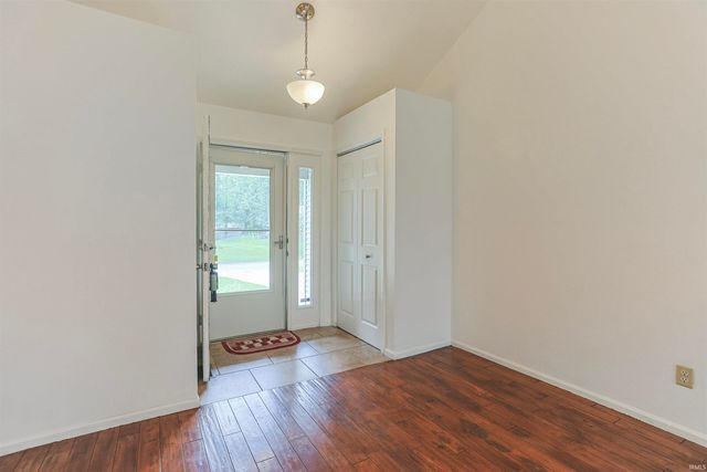 53134 old farm Road, Elkhart, IN 46514