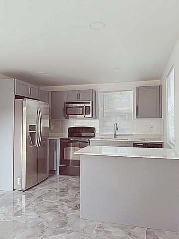 936 45th Street, West Palm Beach, FL 33407