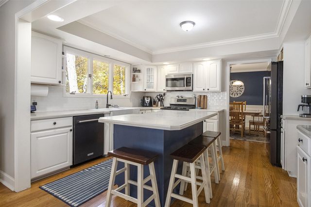 7160 River Valley Drive, Alto, MI 49302