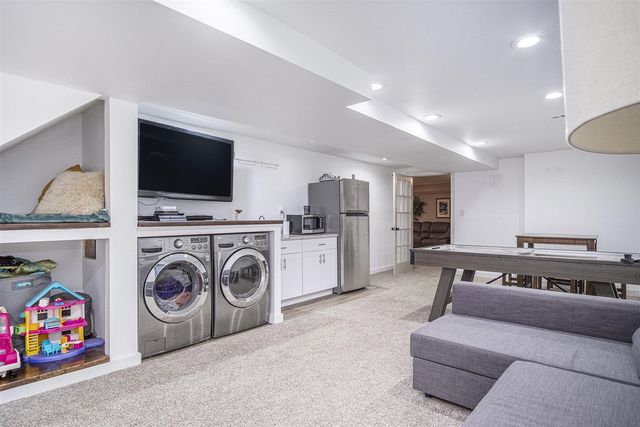 7160 River Valley Drive, Alto, MI 49302