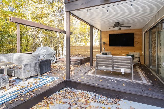 7160 River Valley Drive, Alto, MI 49302