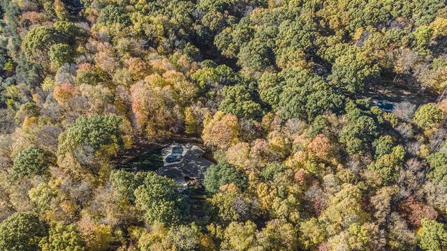 7160 River Valley Drive, Alto, MI 49302