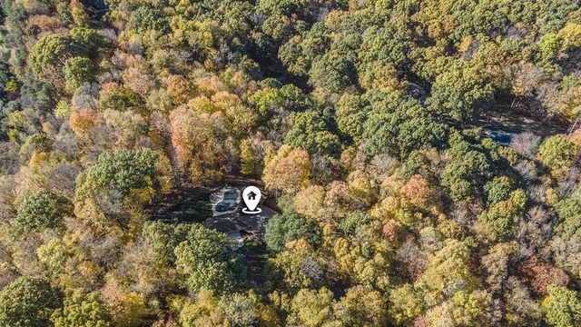 7160 River Valley Drive, Alto, MI 49302